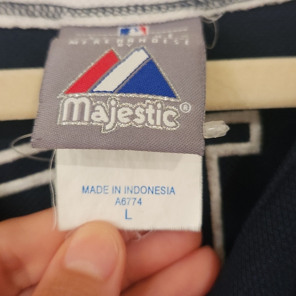 Authentic New York Yankees Jeter Jersey - Picture 4 of 7